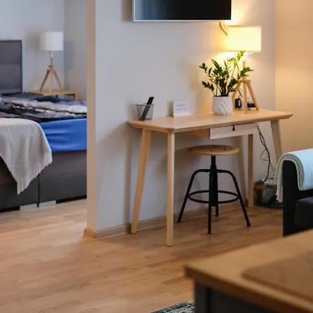 Apartman Ohtu Poik 2 City Center Basement Apartment *