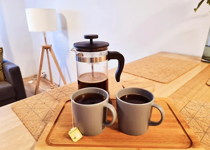 Ohtu Poik 2 Center Basement Appartement *